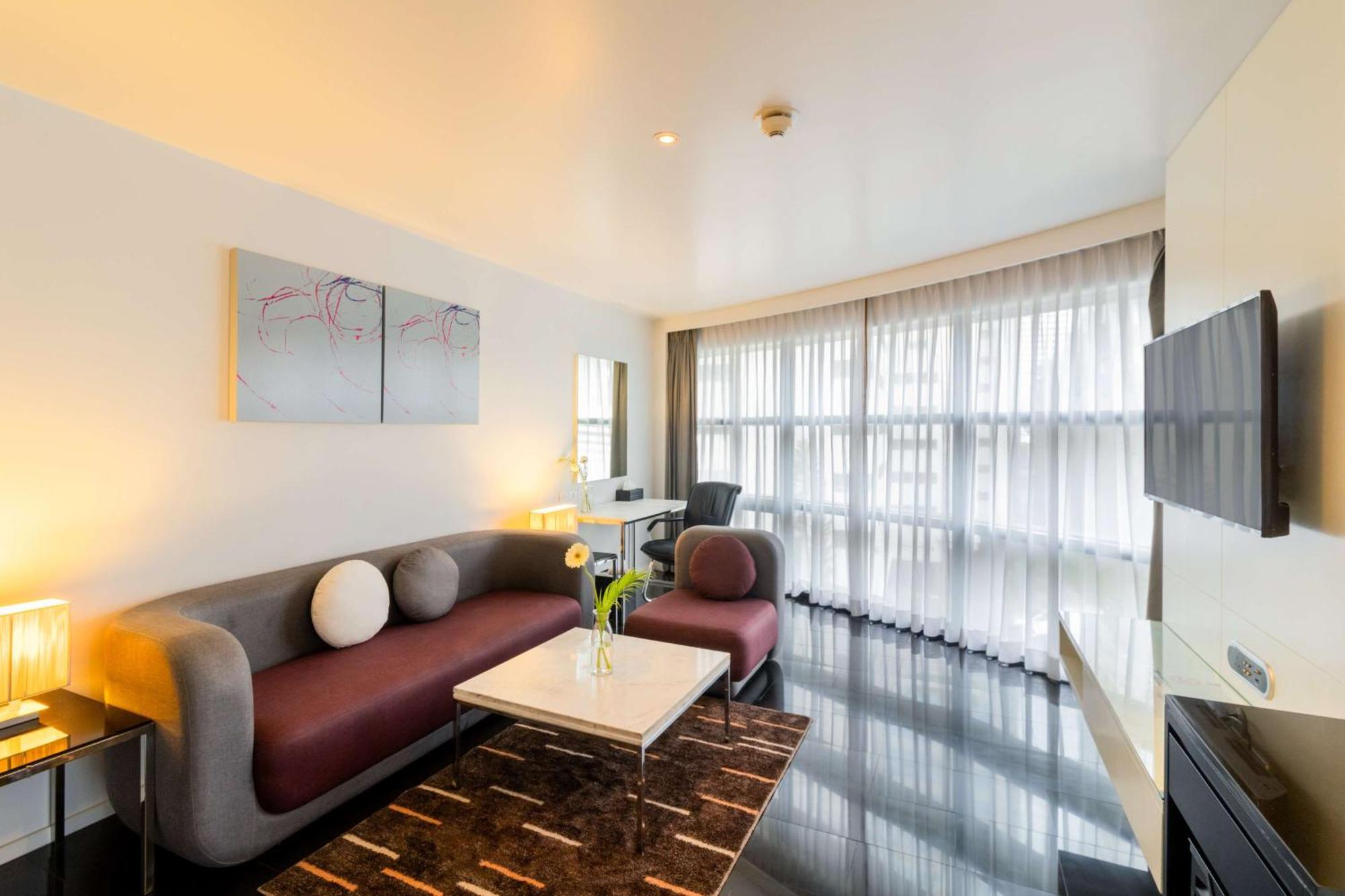เบสท์เวสเทิร์น พลัส แอท 20 สุขุมวิท โรงแรม 4*