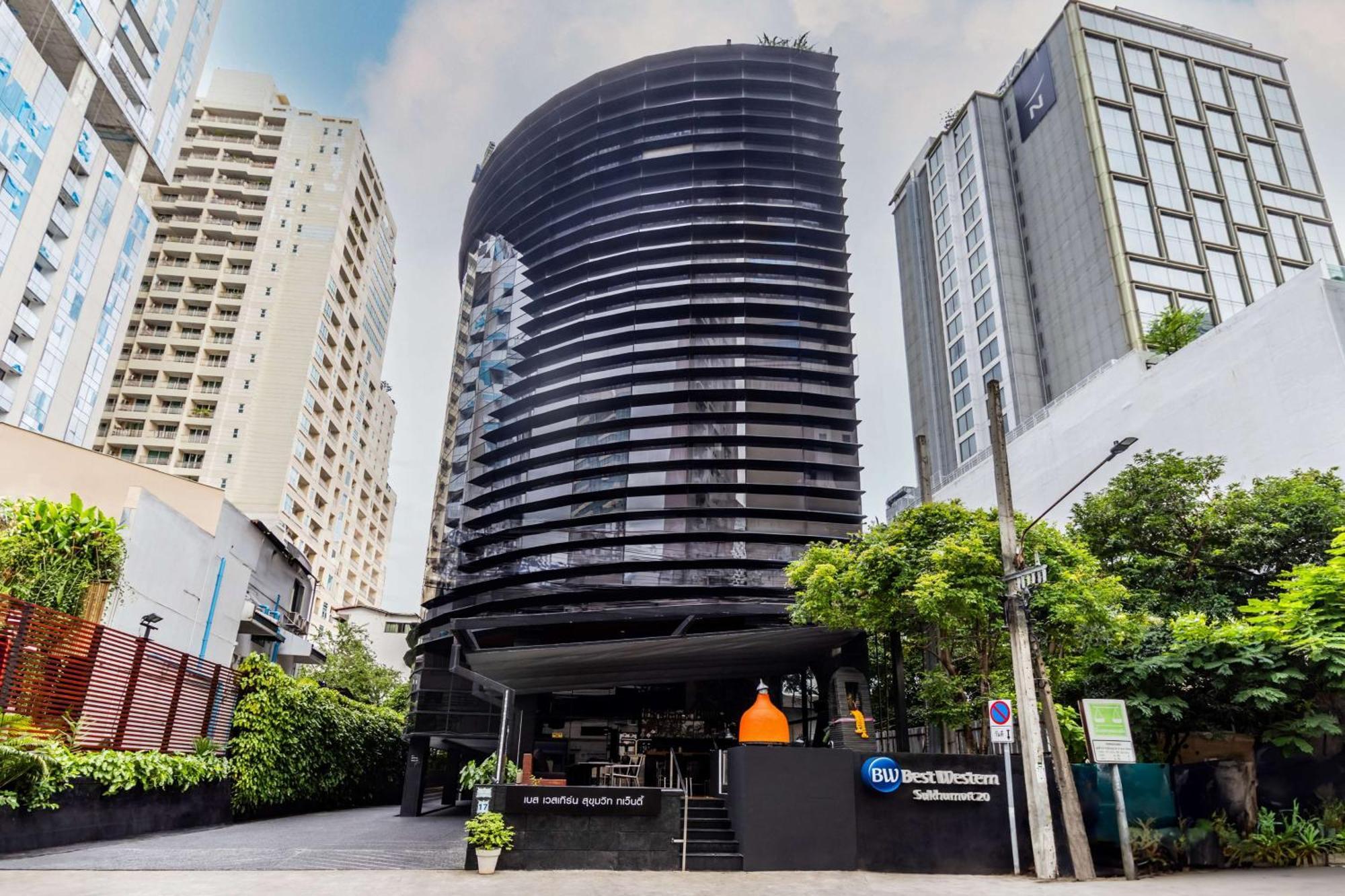 โรงแรม เบสท์เวสเทิร์น พลัส แอท 20 สุขุมวิท 4*