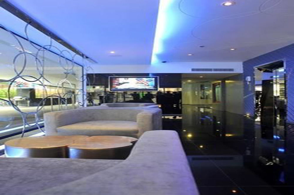 เบสท์เวสเทิร์น พลัส แอท 20 สุขุมวิท โรงแรม 4*